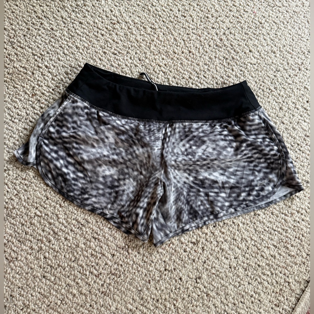 New Nike Dri-Fit Tempo Running Shorts Brief Liner Black Gray Women's Size medium